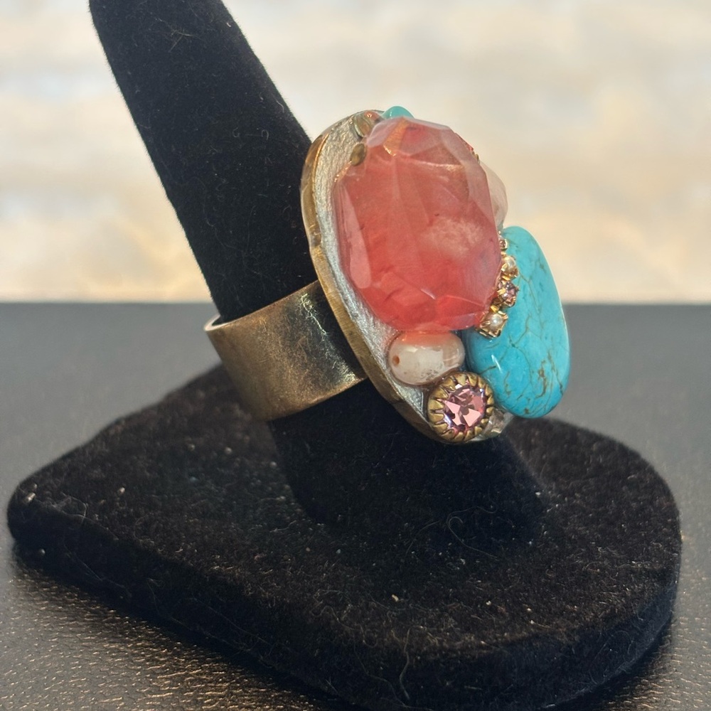Elegant Multi-Stone Statement Ring - image 3